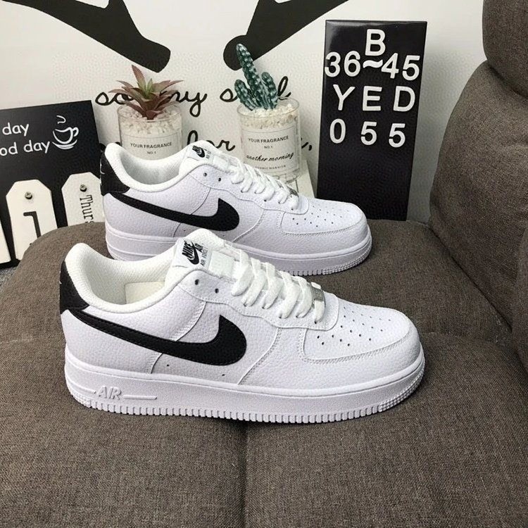Nike Air Force 1 Low