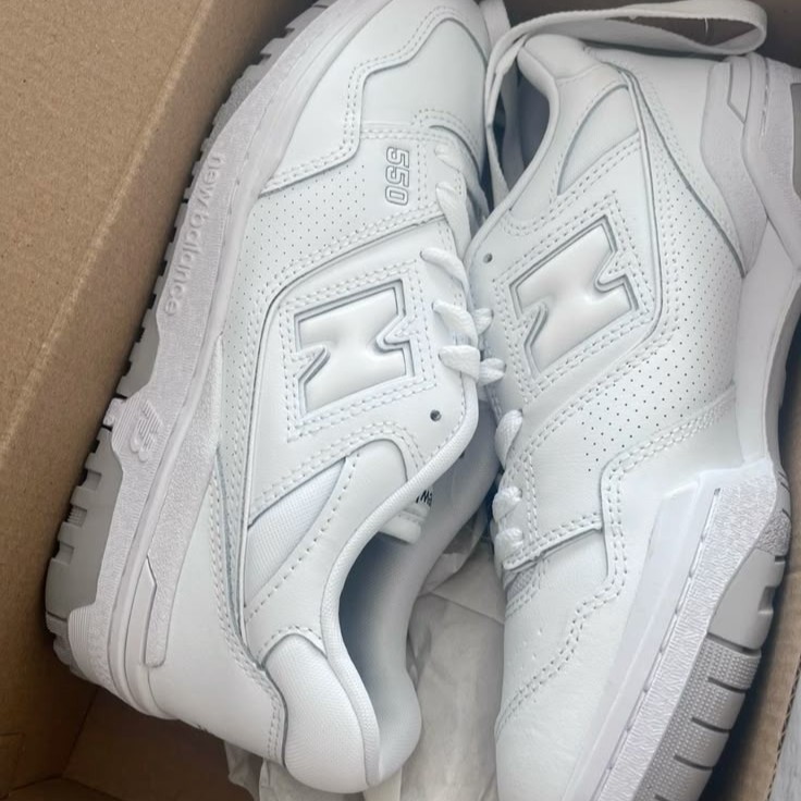 New Balance 550