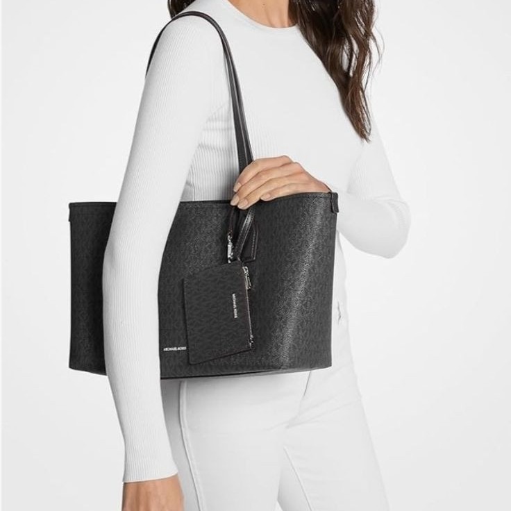 Michael Kors Jet Set Tote Bag